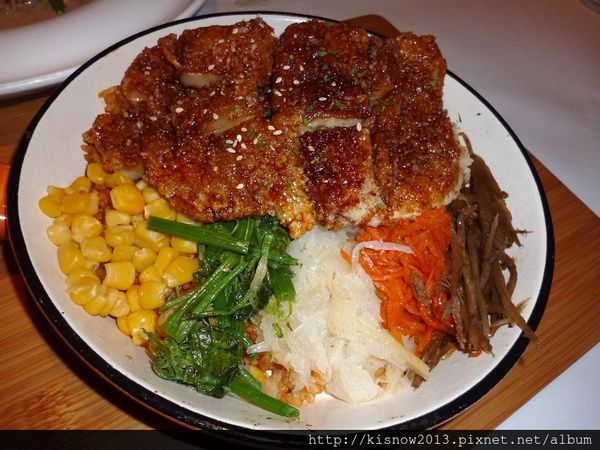 舒果新米蘭蔬食(台北南京東店)：品嚐新品菜色--舒果新米蘭蔬食餐廳(南京東路店)体驗心得