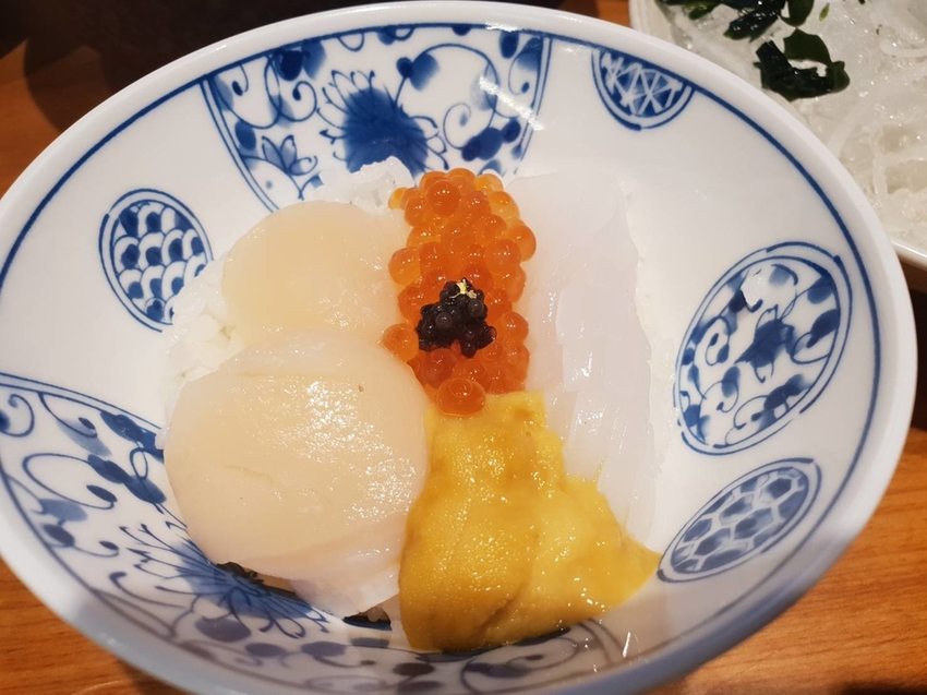 【台中.北屯區】鵝房宮一點利創始店。市場美食日本料理推薦。海鮮丼飯+無菜單料理1680+生魚片+生蠔