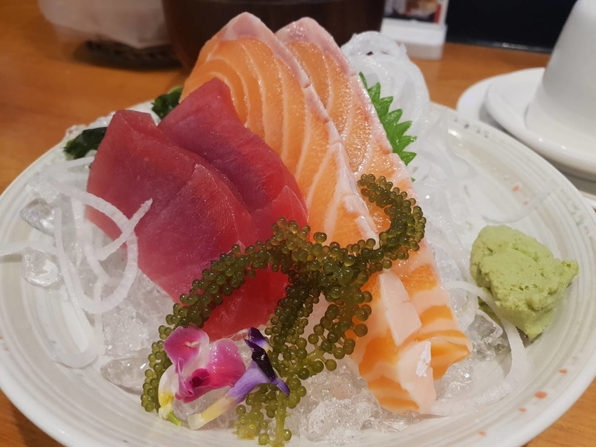 【台中.北屯區】鵝房宮一點利創始店。市場美食日本料理推薦。海鮮丼飯+無菜單料理1680+生魚片+生蠔