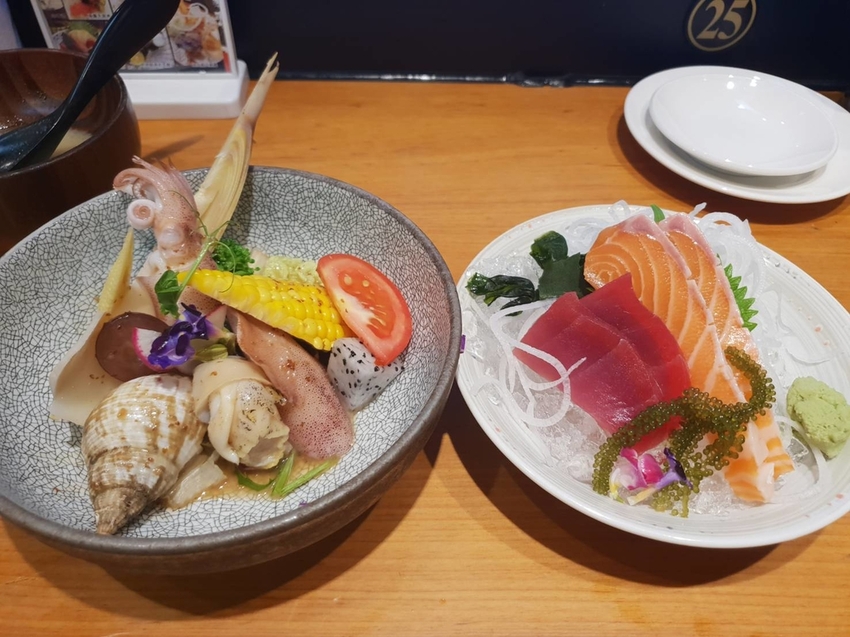 【台中.北屯區】鵝房宮一點利創始店。市場美食日本料理推薦。海鮮丼飯+無菜單料理1680+生魚片+生蠔