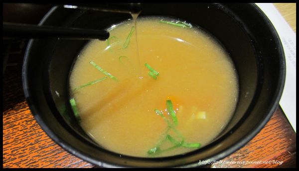 『呷』「捷運台北車站」☆大戶屋☆ 美味健康滿點的日式定食