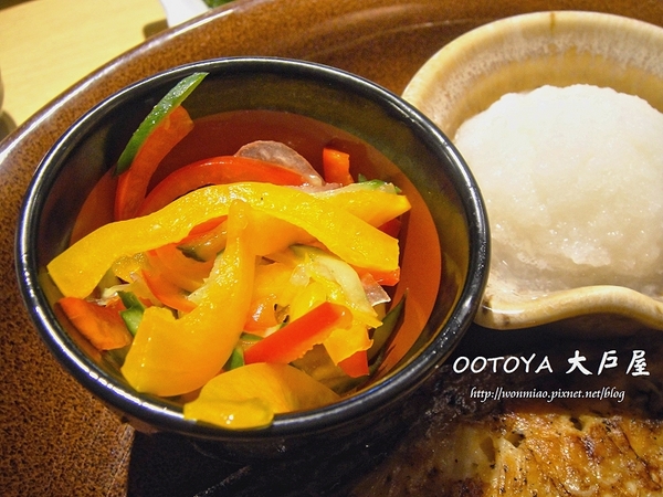 大戶屋(凱撒店):【台北市中正區/北車周邊美食】 為身體著想用心做出的料理 ✿✿ OOTOYA 大戶屋 凱撒店 ✿✿