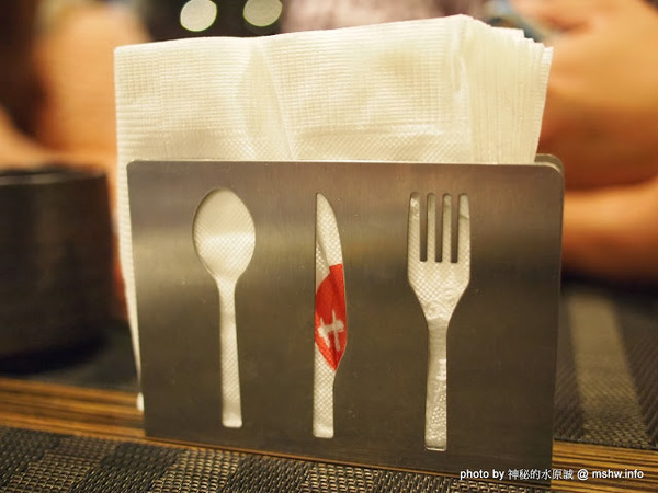 Huku幸福食尚創作料理:【食記】台中哪裡好吃-HuKu幸福時尚創作料理@西區BRT中正國小 : 下一站,Huku~讓人洋溢於幸福中的貓頭鷹主題餐廳! Huku幸福食尚創作料理:【食記】台中哪裡好吃-HuKu幸福時尚創作料理@西區BRT中正國小 : 下一站,Huku~讓人洋溢於幸福中的貓頭鷹主題餐廳!