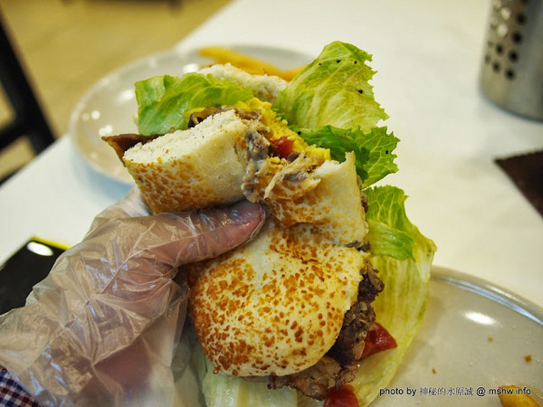 樂丘廚房：【食記】服務不打折的平價好食 @ 台中龍井-東海夜市-樂丘廚房-Leo Chiu