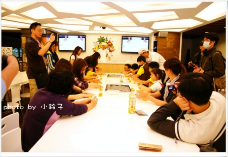 維格餅家：是誰住在深海的大鳳梨裡~「維格餅家」