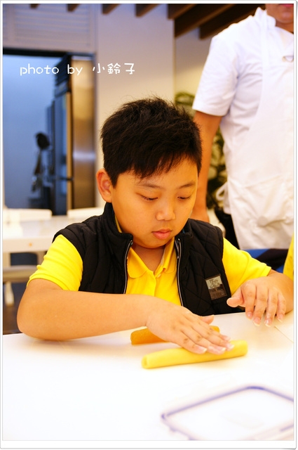 維格餅家：是誰住在深海的大鳳梨裡~「維格餅家」