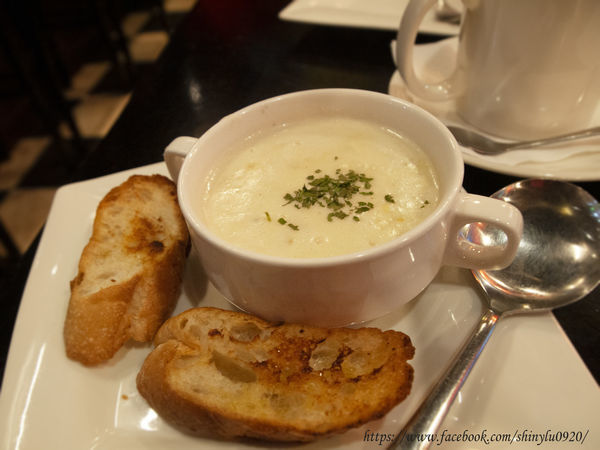 三隻獅子The Three Lions Inn11.jpg