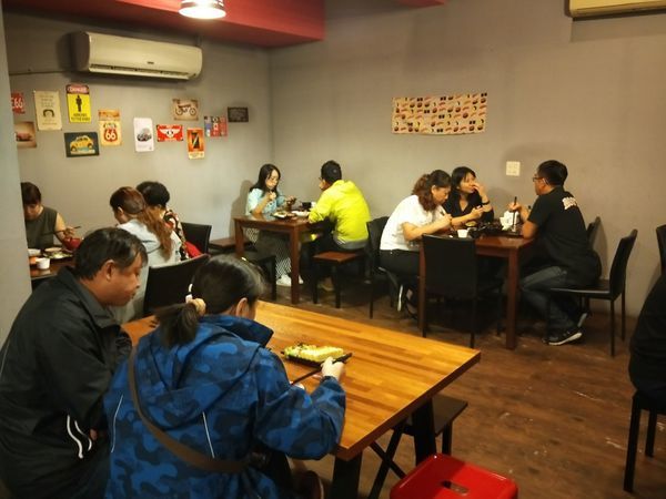 【花蓮_美食Food】物超所值的日式料理_花本家_一口吃不完的握壽司