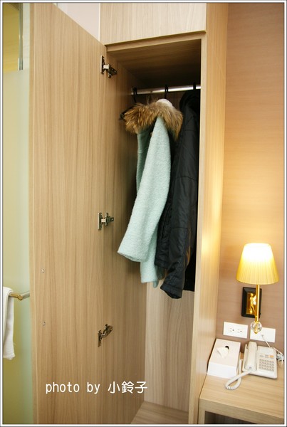 米卡沙旅店：台中「米卡沙旅店」彩色方塊旅店