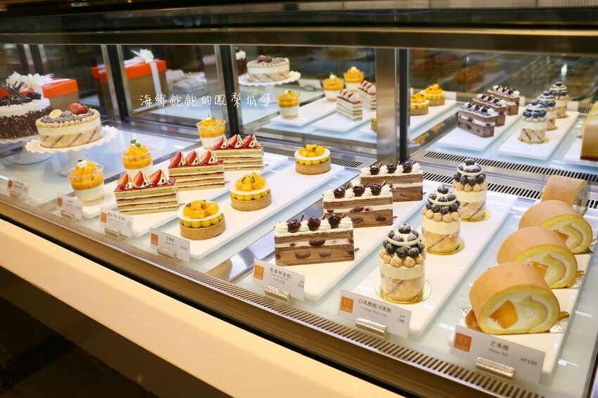 花博公園下午茶「歐華酒店-歐麗蛋糕坊」夏季限定芒果甜點、巨無霸炸雞漢堡、菜單價位(捷運圓山站)