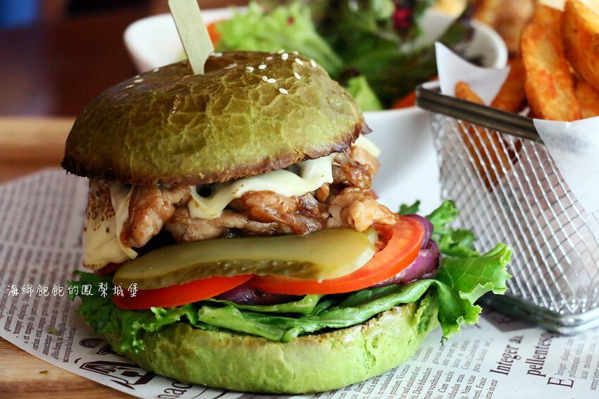 花博公園下午茶「歐華酒店-歐麗蛋糕坊」夏季限定芒果甜點、巨無霸炸雞漢堡、菜單價位(捷運圓山站)
