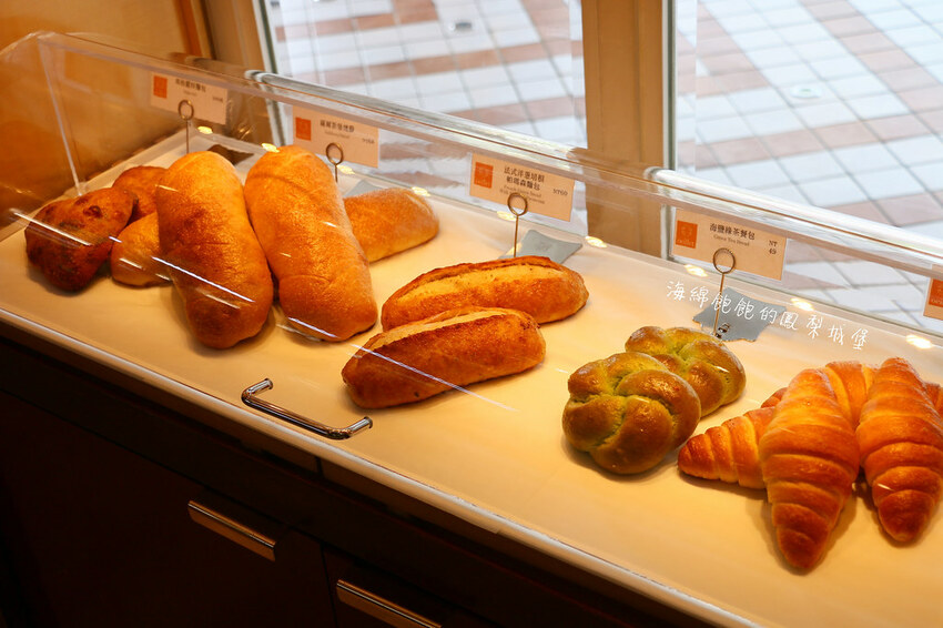 花博公園下午茶「歐華酒店-歐麗蛋糕坊」夏季限定芒果甜點、巨無霸炸雞漢堡、菜單價位(捷運圓山站)