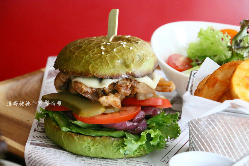 花博公園下午茶「歐華酒店-歐麗蛋糕坊」夏季限定芒果甜點、巨無霸炸雞漢堡、菜單價位(捷運圓山站)