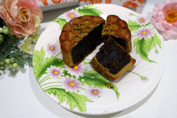 歐華普羅旺斯花悦廣式月餅禮盒 (17).jpg