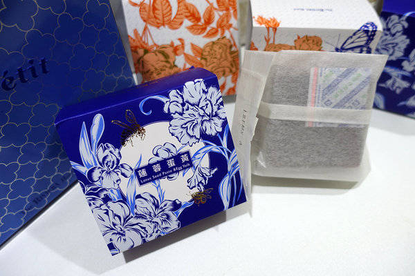 歐華普羅旺斯花悦廣式月餅禮盒 (11).jpg