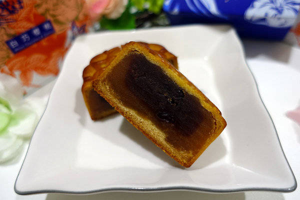 歐華普羅旺斯花悦廣式月餅禮盒 (24).jpg