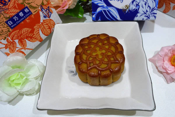 歐華普羅旺斯花悦廣式月餅禮盒 (23).jpg