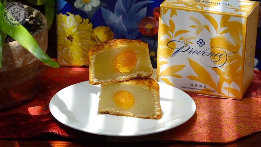 【 台北月餅 】歐華法式時尚中秋月餅禮盒經典不敗和時尚獨特的口味都驚豔眾人,不管大人小孩都非常喜愛!歐