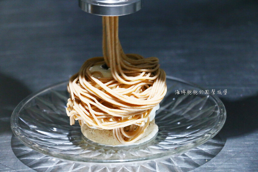 台北最強草莓千層派「SEASON 敦南旗艦店」東區法式甜點、下午茶推薦、菜單價位(捷運信義安和站)