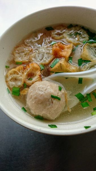 26907926_1757569080941440_54955840863355232_n