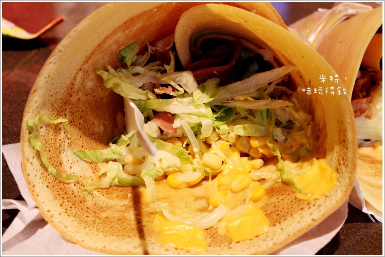 米特,味玩待敘|部落格 © MEAT76|2013-09-15-7 【台北中山大直|美食街】VIV CUP|可麗餅×芋包芋|大食代食神大選|捷運劍南路站|穿梭時空的復古懷舊與美食間的五感邂逅029.jpg 米特,味玩待敘|部落格 © MEAT76|2013-09-15-7 【台北中山大直|美食街】VIV CUP|可麗餅×芋包芋|大食代食神大選|捷運劍南路站|穿梭時空的復古懷舊與美食間的五感邂逅029.jpg