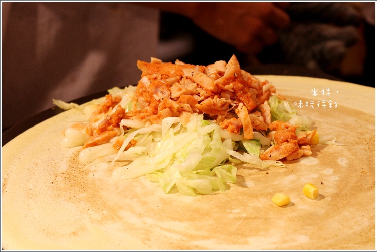 米特,味玩待敘|部落格 © MEAT76|2013-09-15-7 【台北中山大直|美食街】VIV CUP|可麗餅×芋包芋|大食代食神大選|捷運劍南路站|穿梭時空的復古懷舊與美食間的五感邂逅026.jpg 米特,味玩待敘|部落格 © MEAT76|2013-09-15-7 【台北中山大直|美食街】VIV CUP|可麗餅×芋包芋|大食代食神大選|捷運劍南路站|穿梭時空的復古懷舊與美食間的五感邂逅026.jpg