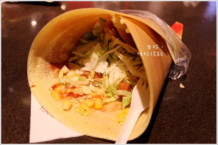 米特,味玩待敘|部落格 © MEAT76|2013-09-15-7 【台北中山大直|美食街】VIV CUP|可麗餅×芋包芋|大食代食神大選|捷運劍南路站|穿梭時空的復古懷舊與美食間的五感邂逅023.jpg 米特,味玩待敘|部落格 © MEAT76|2013-09-15-7 【台北中山大直|美食街】VIV CUP|可麗餅×芋包芋|大食代食神大選|捷運劍南路站|穿梭時空的復古懷舊與美食間的五感邂逅023.jpg