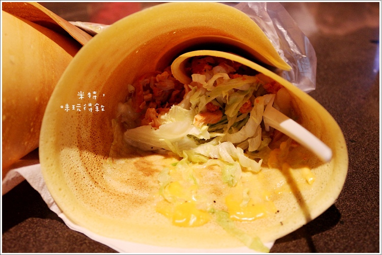 米特,味玩待敘|部落格 © MEAT76|2013-09-15-7 【台北中山大直|美食街】VIV CUP|可麗餅×芋包芋|大食代食神大選|捷運劍南路站|穿梭時空的復古懷舊與美食間的五感邂逅027.jpg 米特,味玩待敘|部落格 © MEAT76|2013-09-15-7 【台北中山大直|美食街】VIV CUP|可麗餅×芋包芋|大食代食神大選|捷運劍南路站|穿梭時空的復古懷舊與美食間的五感邂逅027.jpg