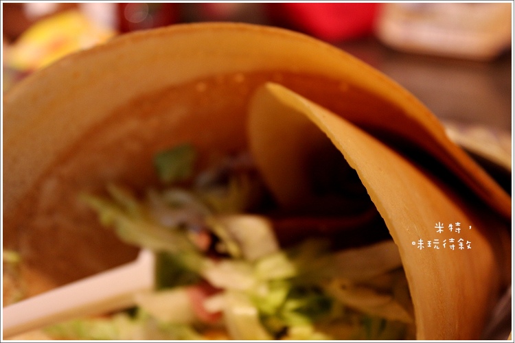 米特,味玩待敘|部落格 © MEAT76|2013-09-15-7 【台北中山大直|美食街】VIV CUP|可麗餅×芋包芋|大食代食神大選|捷運劍南路站|穿梭時空的復古懷舊與美食間的五感邂逅024.jpg 米特,味玩待敘|部落格 © MEAT76|2013-09-15-7 【台北中山大直|美食街】VIV CUP|可麗餅×芋包芋|大食代食神大選|捷運劍南路站|穿梭時空的復古懷舊與美食間的五感邂逅024.jpg