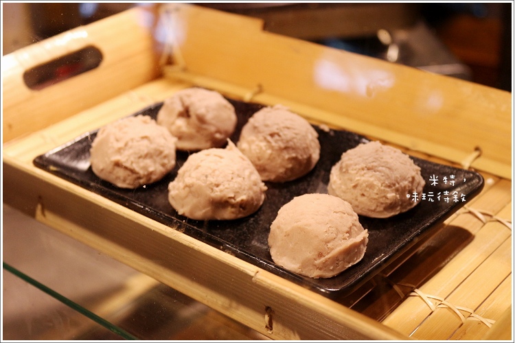 米特,味玩待敘|部落格 © MEAT76|2013-09-15-7 【台北中山大直|美食街】VIV CUP|可麗餅×芋包芋|大食代食神大選|捷運劍南路站|穿梭時空的復古懷舊與美食間的五感邂逅034.jpg 米特,味玩待敘|部落格 © MEAT76|2013-09-15-7 【台北中山大直|美食街】VIV CUP|可麗餅×芋包芋|大食代食神大選|捷運劍南路站|穿梭時空的復古懷舊與美食間的五感邂逅034.jpg