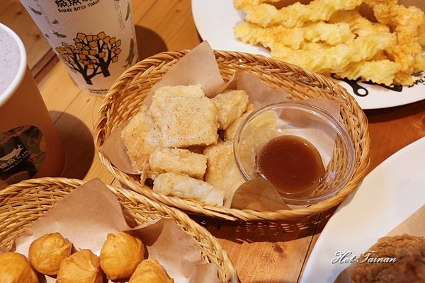 鯊魚咬土司(學士店):【台中美食】鯊魚咬吐司學士店炸雞開賣啦,大口咬神厚切炸雞三明治超好吃,搭配招牌木瓜牛奶最對味~ 鯊魚咬土司(學士店):【台中美食】鯊魚咬吐司學士店炸雞開賣啦,大口咬神厚切炸雞三明治超好吃,搭配招牌木瓜牛奶最對味~