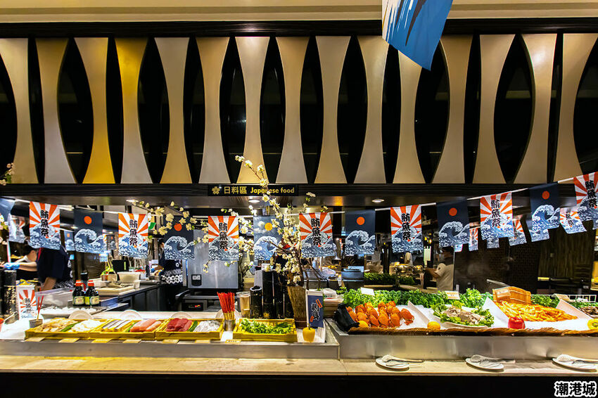 上百道海鮮料理吃到飽,潮港城太陽百匯,鮪魚祭鮪魚鮭魚秀好吸睛!