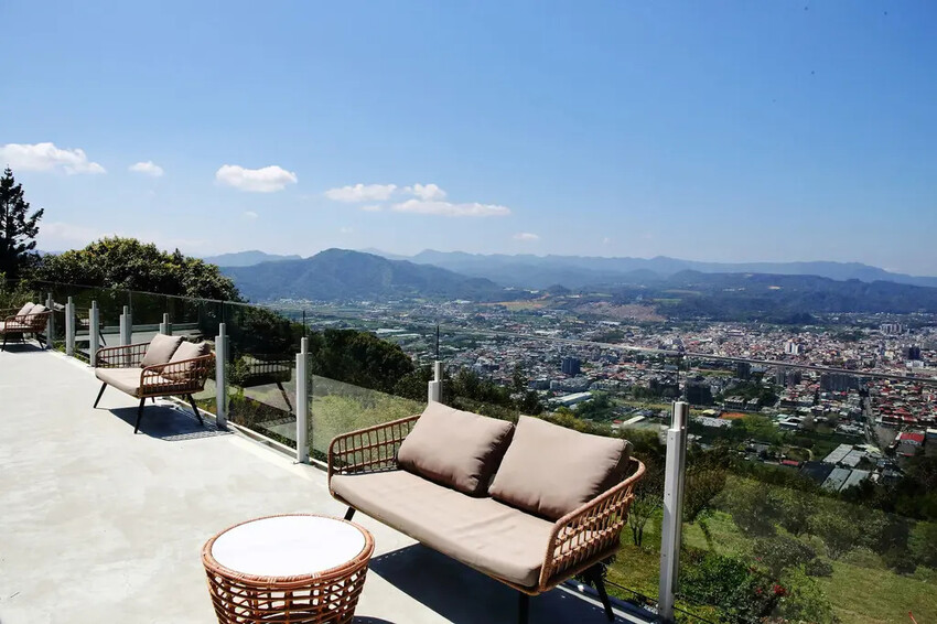 南投埔里超推薦景觀餐廳!虎嘯山嵐-厲害玻璃屋咖啡廳,山景第一 南投埔里超推薦景觀餐廳!虎嘯山嵐-厲害玻璃屋咖啡廳,山景第一