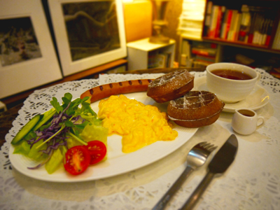 來份美味的鬆餅早餐吧!!