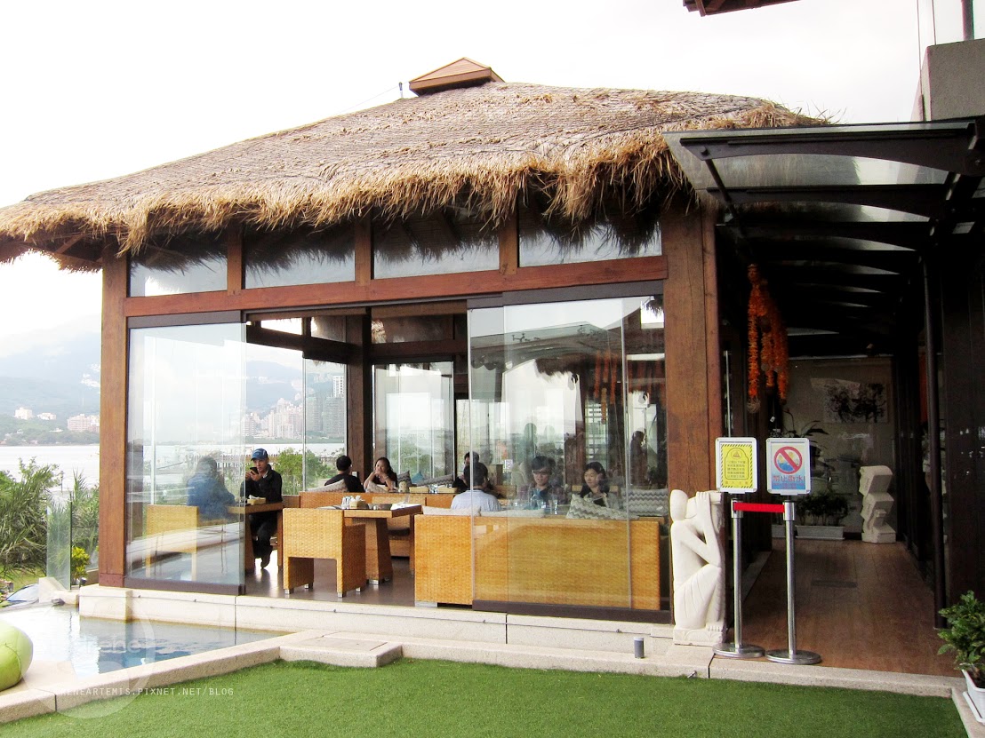 台北八里 | 水灣Bali景觀餐廳 ．人氣約會餐廳 / 來和峇里島約會吧 / 夜景餐廳 / 南洋料理
