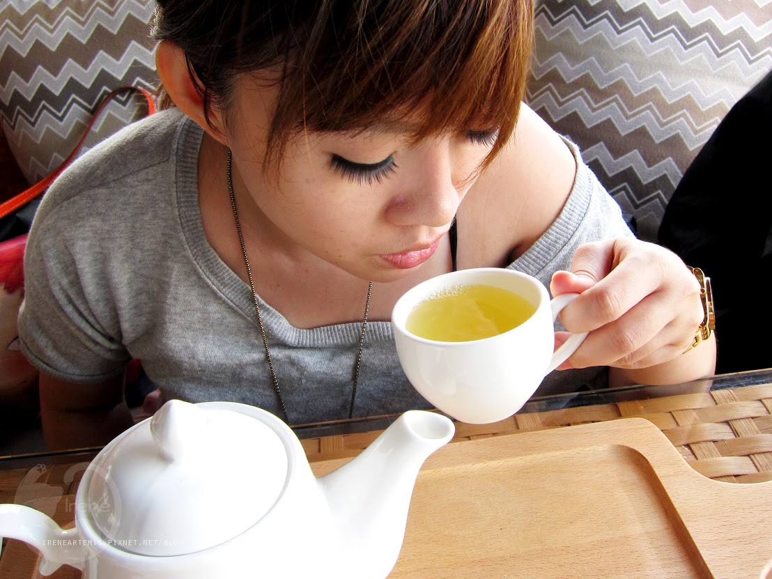 台北八里 | 水灣Bali景觀餐廳 ．人氣約會餐廳 / 來和峇里島約會吧 / 夜景餐廳 / 南洋料理