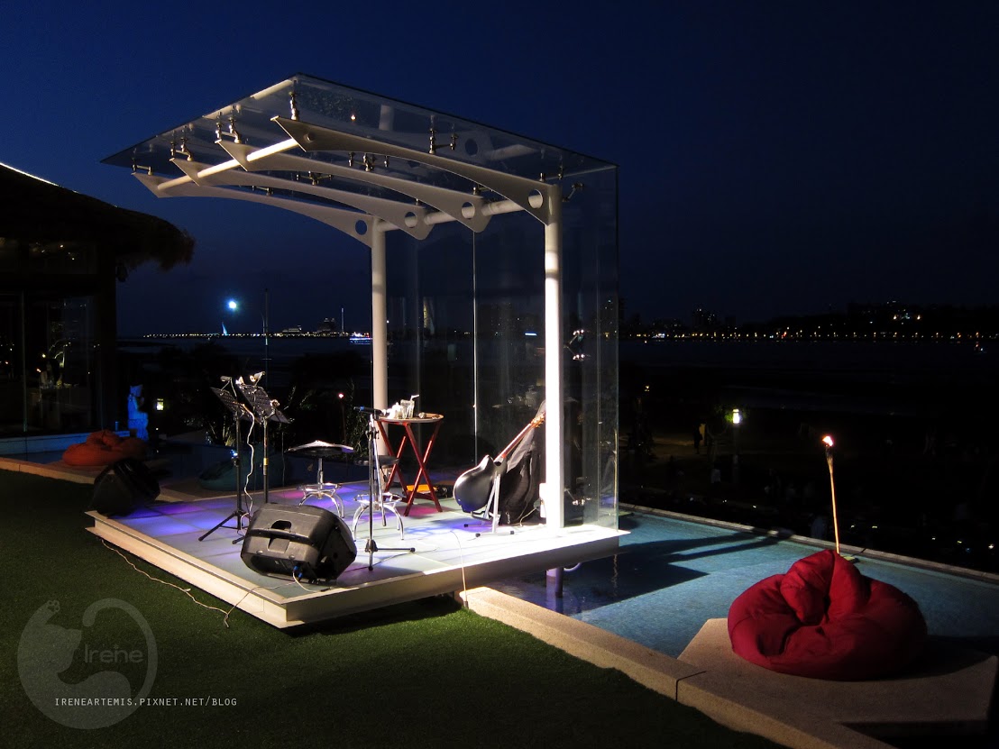 台北八里 | 水灣Bali景觀餐廳 ．人氣約會餐廳 / 來和峇里島約會吧 / 夜景餐廳 / 南洋料理