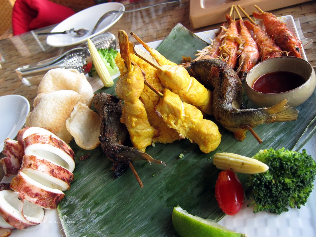 台北八里 | 水灣Bali景觀餐廳 ．人氣約會餐廳 / 來和峇里島約會吧 / 夜景餐廳 / 南洋料理