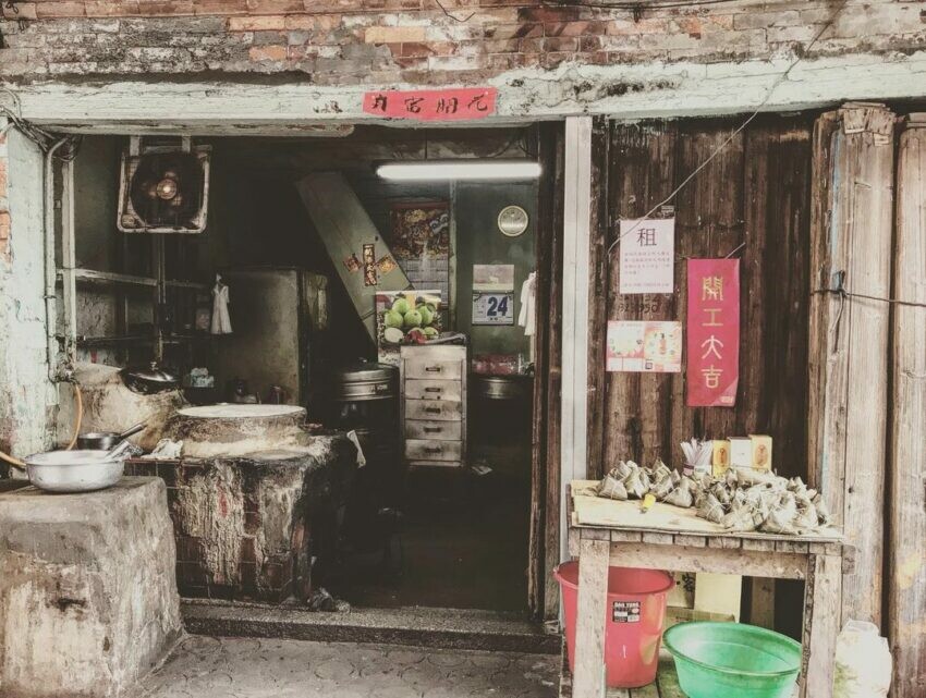 金門縣金城鎮【2024金門美食】推薦必吃金門18個美食、在地人都推薦的名產小吃、伴手禮必買攻略《早午餐、海鮮、美食餐廳