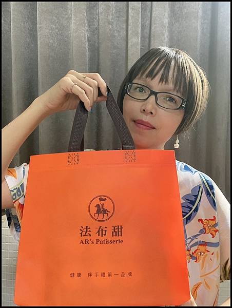 2025蛋黃酥分享【法布甜評價】中秋質感禮盒推薦|每年中秋都 2025蛋黃酥分享【法布甜評價】中秋質感禮盒推薦|每年中秋都