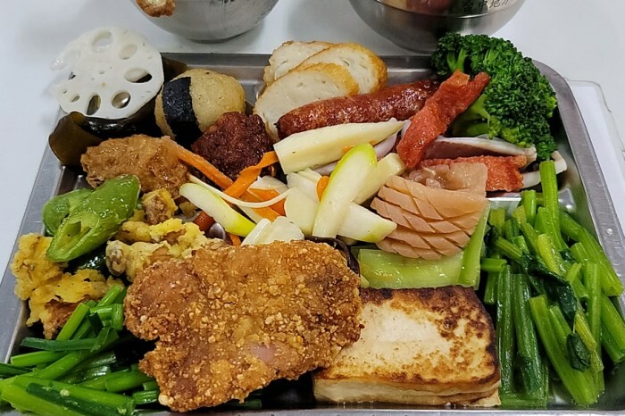 台中超人氣法式健康伴手禮！獨家限定美肌檸檬蛋糕，法式手工100%檸檬塔、馬卡龍鳳梨酥，這麼美麗的甜點絕對