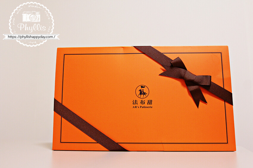 『法布甜』馬卡龍鳳梨酥|米其林指定伴手禮|台中人氣甜點推薦|超夯2024新年禮盒首選! - 相片中的菲莉絲