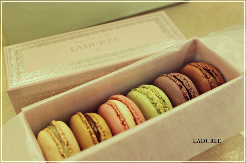 *少女熟女通殺馬卡龍-LADUREE