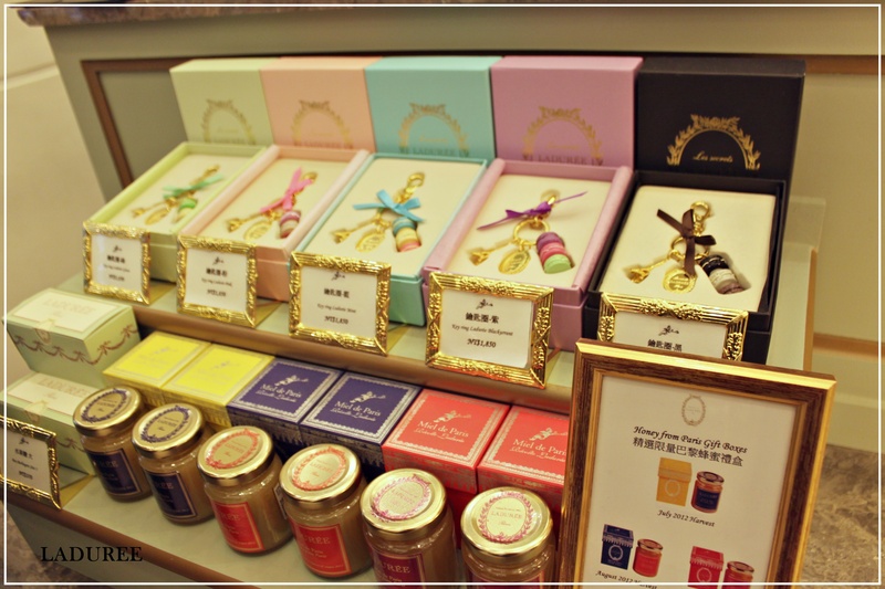 *少女熟女通殺馬卡龍-LADUREE