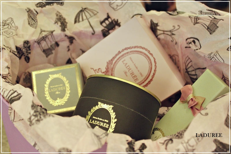 *少女熟女通殺馬卡龍-LADUREE