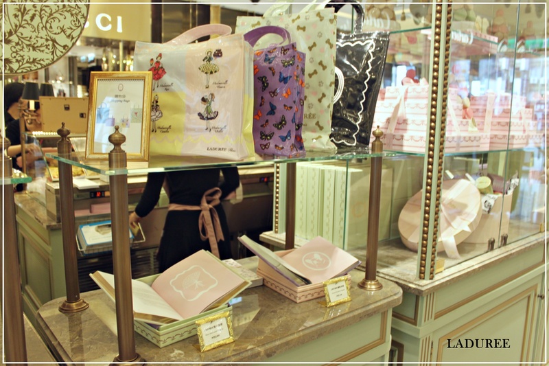 *少女熟女通殺馬卡龍-LADUREE