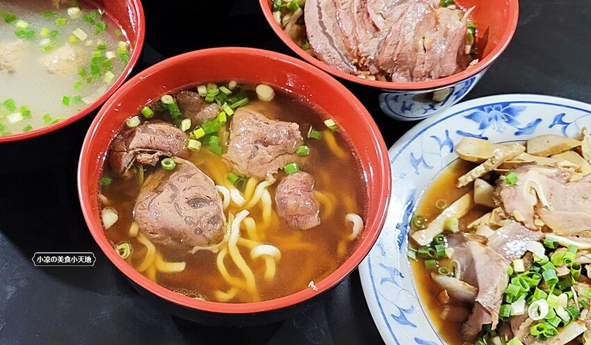 美東芳牛肉麵║在地人氣小吃美食，牛肉麵、牛肉乾麵、滷味都不能錯過，晚來就吃不到囉！