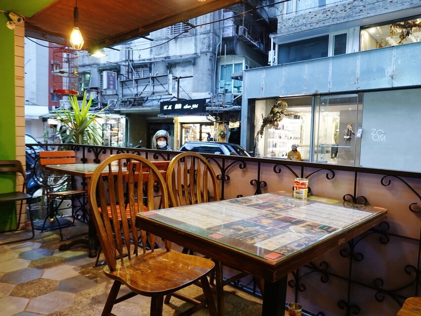 台北大安—波記茶餐廳｜將十九年的港式依戀 化作舌尖上的色香味｜東區、延吉街、國父紀念館、忠孝敦化站