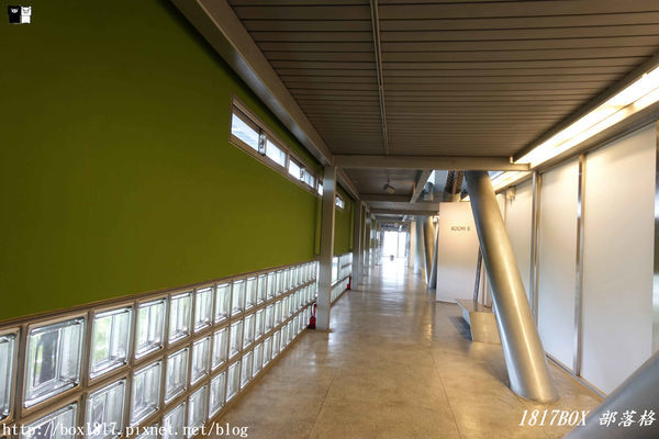 【宜蘭。羅東】羅東文化工場。天空藝廊。漂浮月台。氣勢磅礡仿若太空飛船