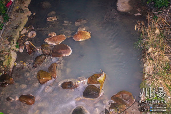 川湯溫泉會館(紗帽山)|台北市/北投區(紗帽山大眾露天湯池，富饒日本味老字號溫泉會館)